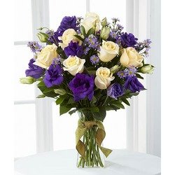 Send Blue Flowers In The Us And Canada 1st Blue Flowers Favorites The Angelique Bouquet