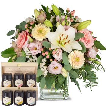 Lily Princess with honey gift set (Vase not included)