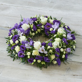 LARGE SCENTED BLUE WREATH